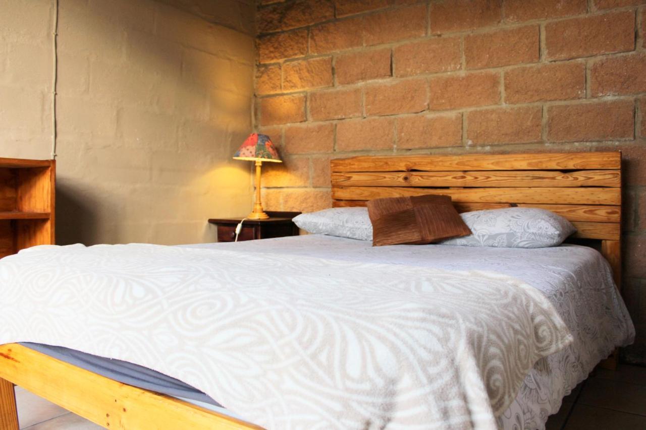 The Wild Farm Backpackers Hostel Wildernis Kültér fotó